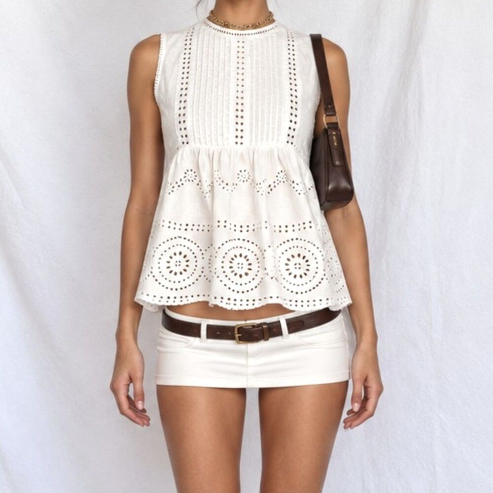 Vintage Y2K White Floral Lace Cutout Pleated Peplum Sleeveless Tank Top Size S